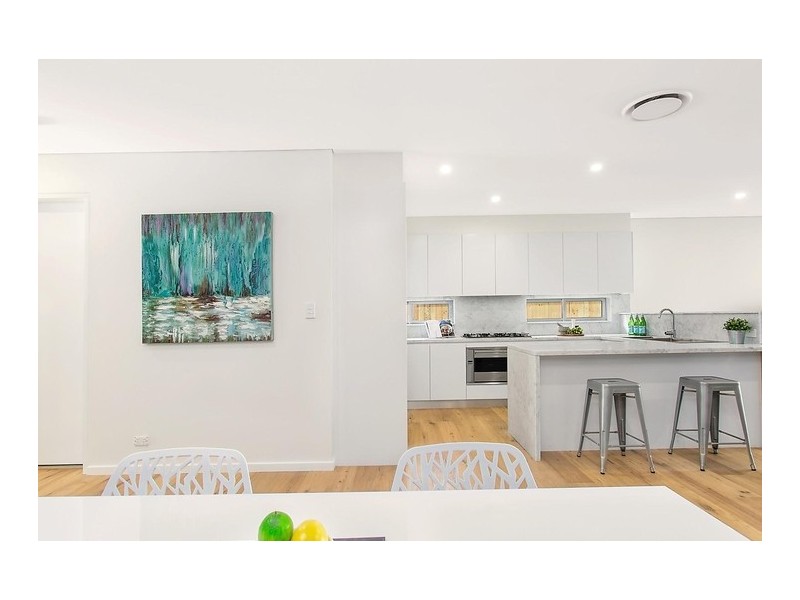 6 Glenella Avenue, Beverly Hills NSW 2209