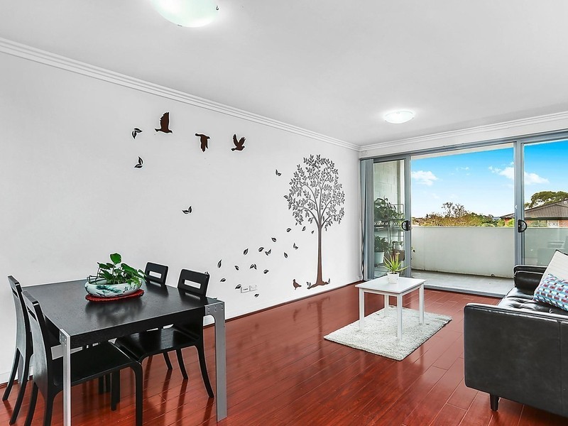 301/7 Bond Street, Hurstville NSW 2220