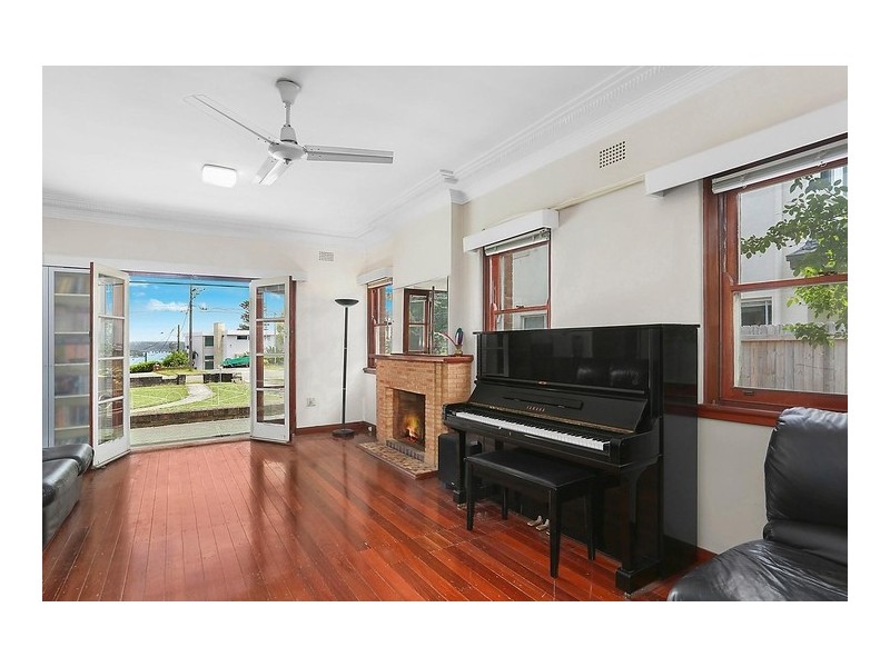 82 Stuart Street, Blakehurst NSW 2221