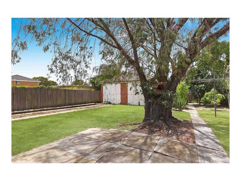 82 Stuart Street, Blakehurst NSW 2221