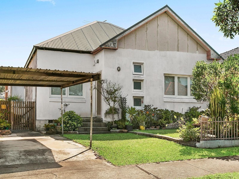 35 Fleet Street, Carlton NSW 2218