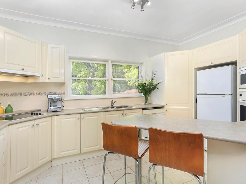 20 Renway Avenue, Lugarno NSW 2210