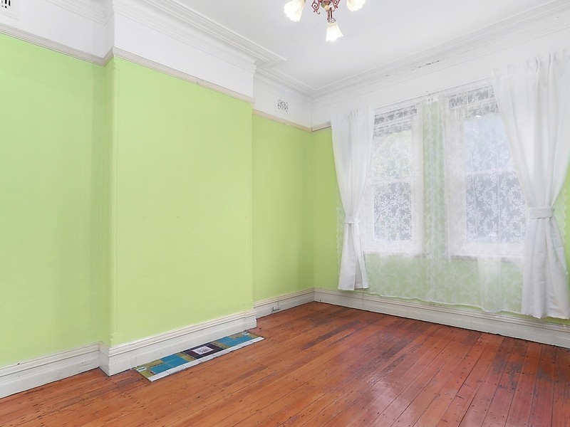 9 Anglo Square, Carlton NSW 2218