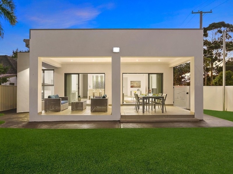 26 Birdwood Street, Sylvania NSW 2224