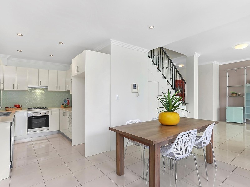 4/52 Premier Street, Kogarah NSW 2217