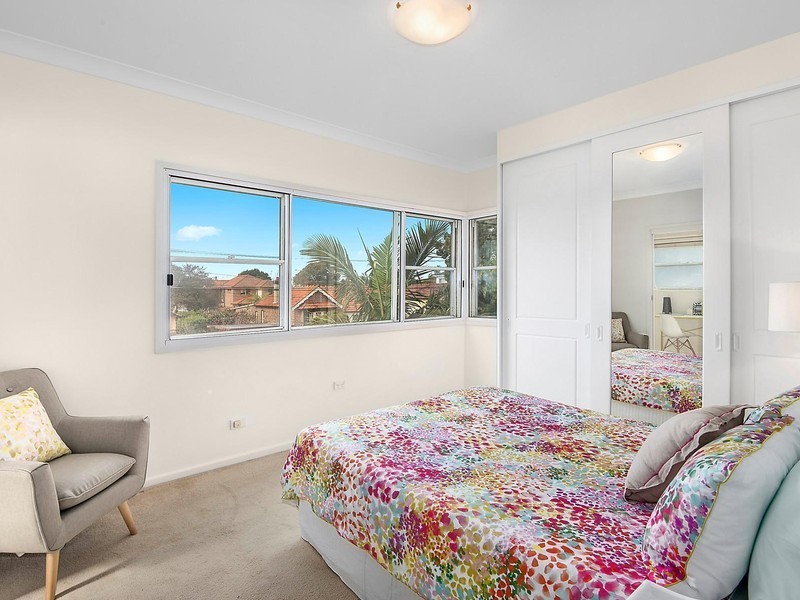 2/17 Nielsen Avenue, Carlton NSW 2218