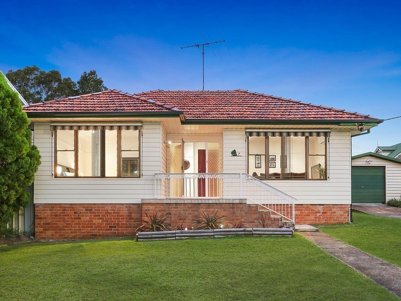 7 Beatty Street, Mortdale NSW 2223