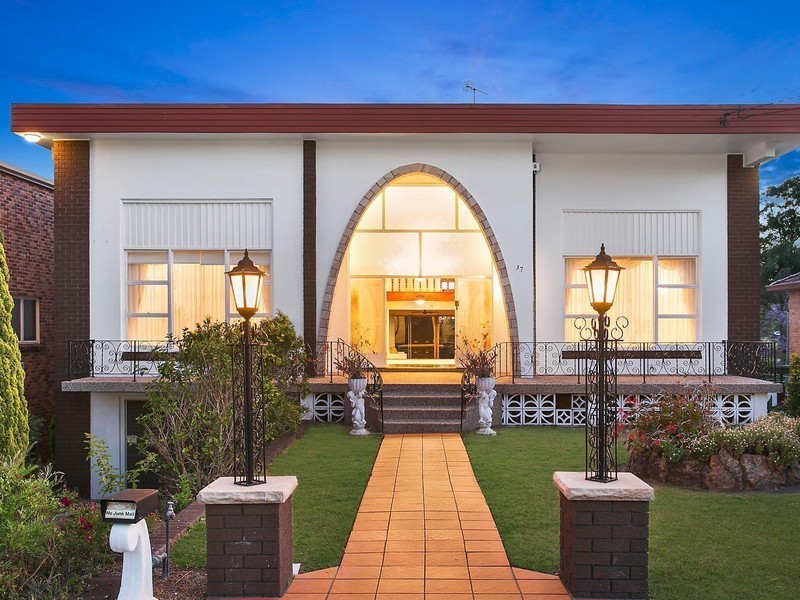 37 Hatfield Street, Blakehurst NSW 2221