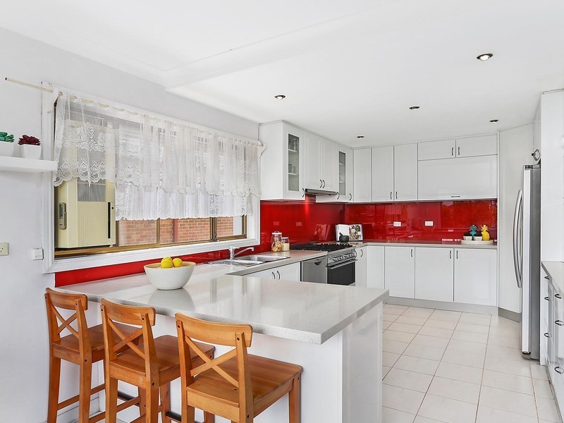 37 Hatfield Street, Blakehurst NSW 2221