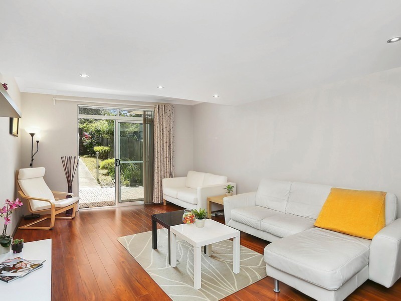 2/388 Railway Parade, Carlton NSW 2218