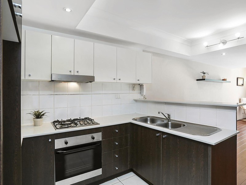 2/388 Railway Parade, Carlton NSW 2218