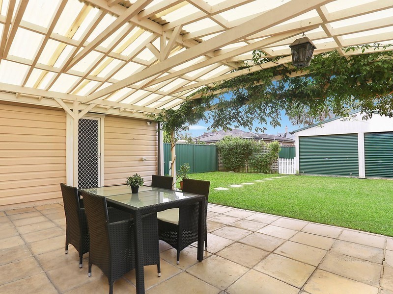 44 Fleet Street, Carlton NSW 2218