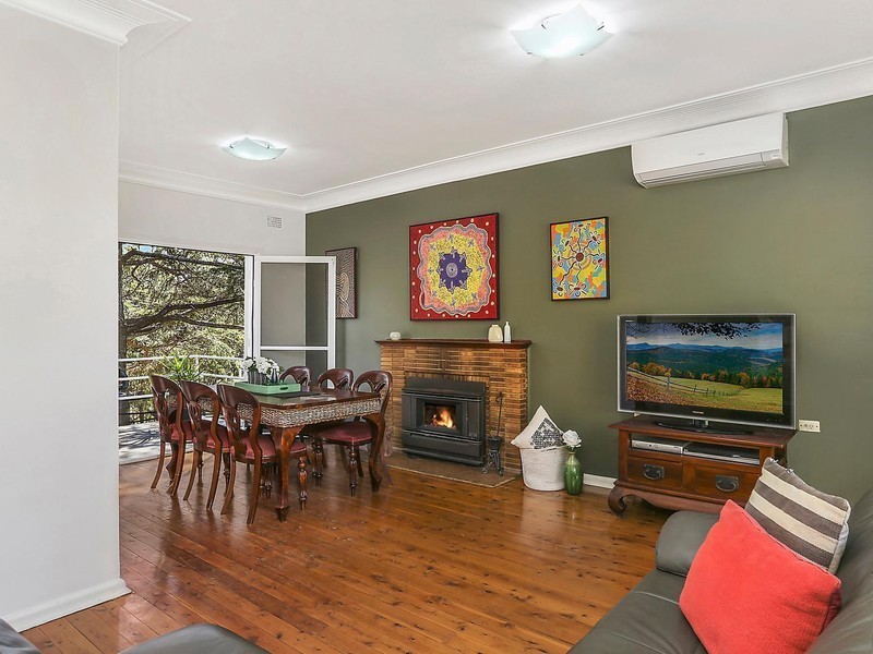 26 Allwood Crescent, Lugarno NSW 2210