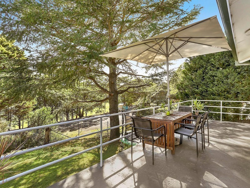 26 Allwood Crescent, Lugarno NSW 2210