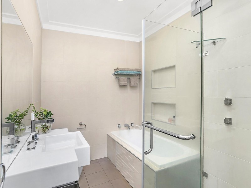 26 Allwood Crescent, Lugarno NSW 2210