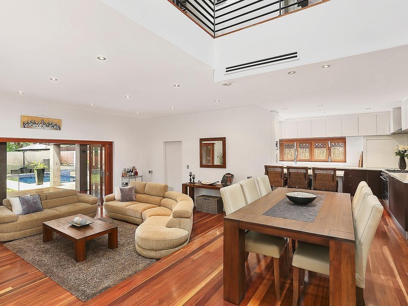 15 Milford Road, Peakhurst NSW 2210