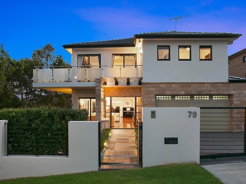 79 Woodlands Avenue, Lugarno NSW 2210