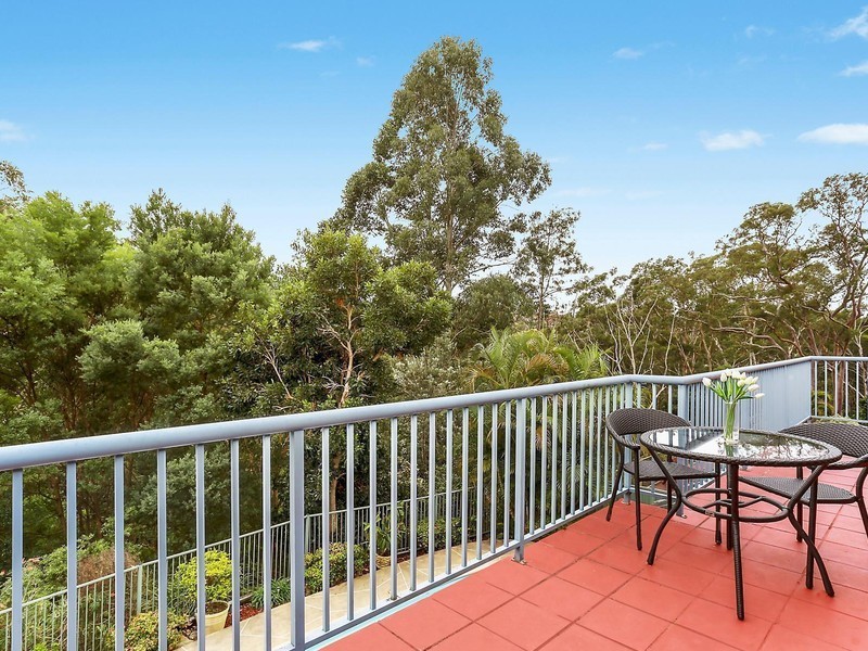 17 Ponderosa Place, Lugarno NSW 2210