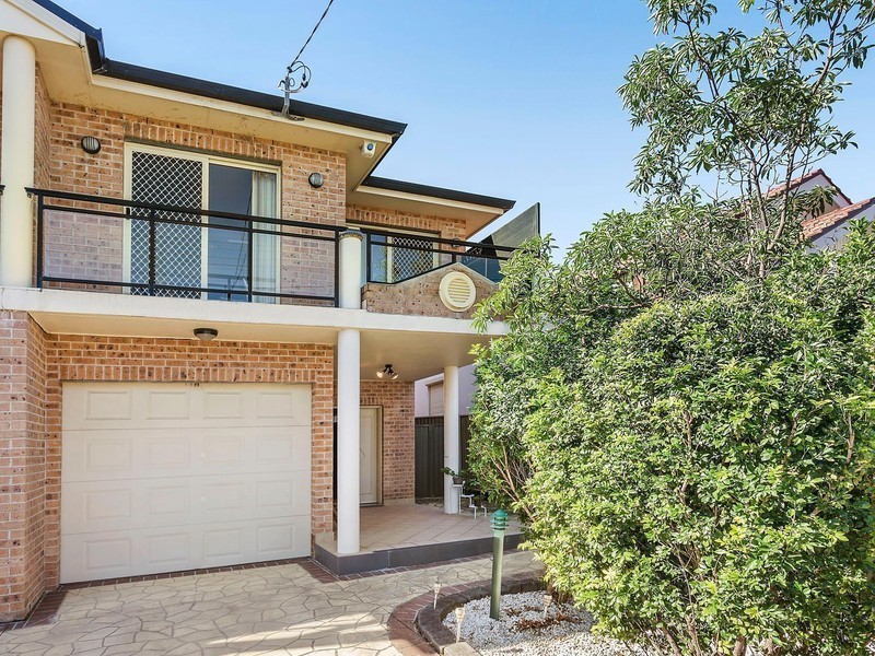 98 Bassett Street, Hurstville NSW 2220