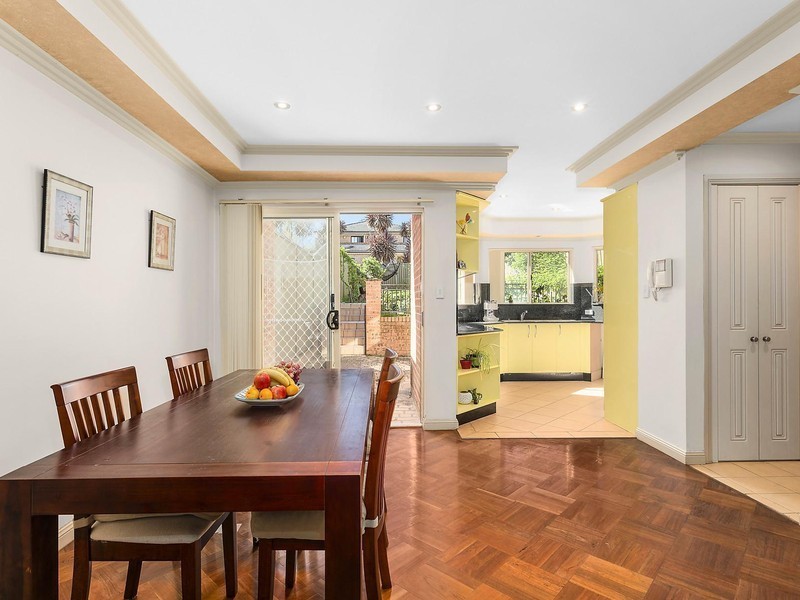 98 Bassett Street, Hurstville NSW 2220