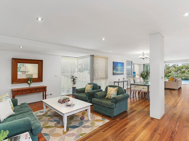 7 Kitchener Street, Oatley NSW 2223