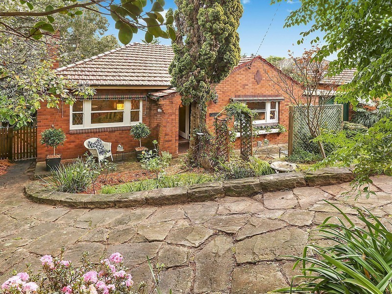 25 Pacific Avenue, Penshurst NSW 2222