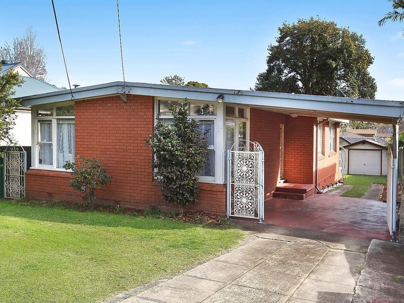 13A Planthurst Road, Carlton NSW 2218