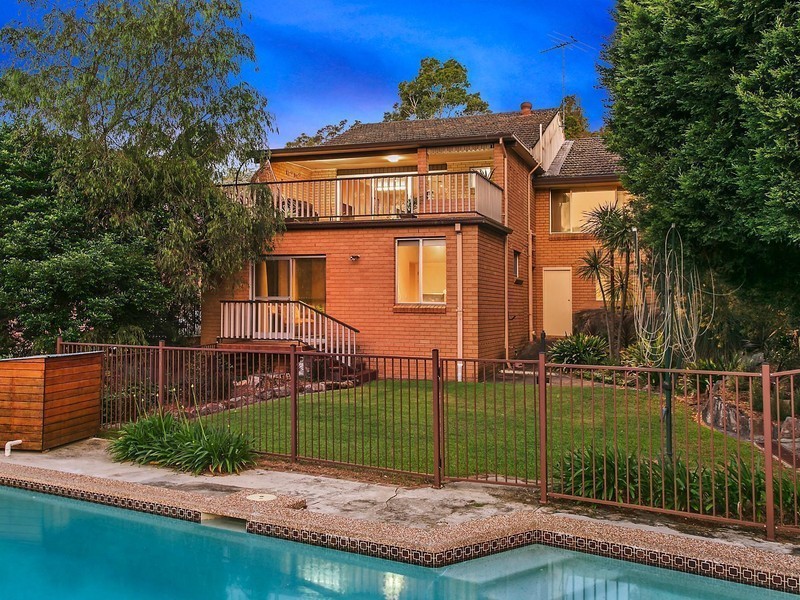 6 Cedar Street, Lugarno NSW 2210