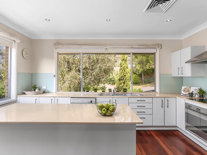 6 Cedar Street, Lugarno NSW 2210