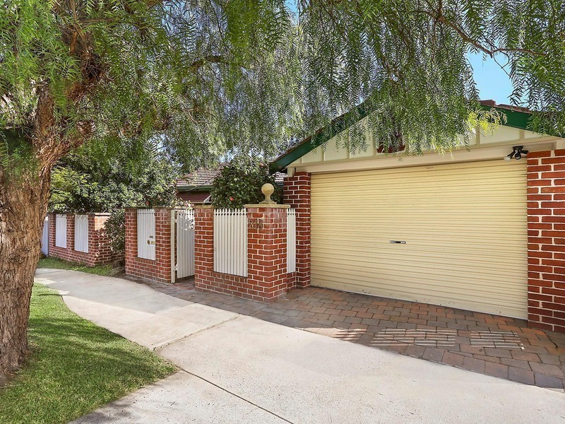 218 Lorraine Street, Peakhurst Heights NSW 2210