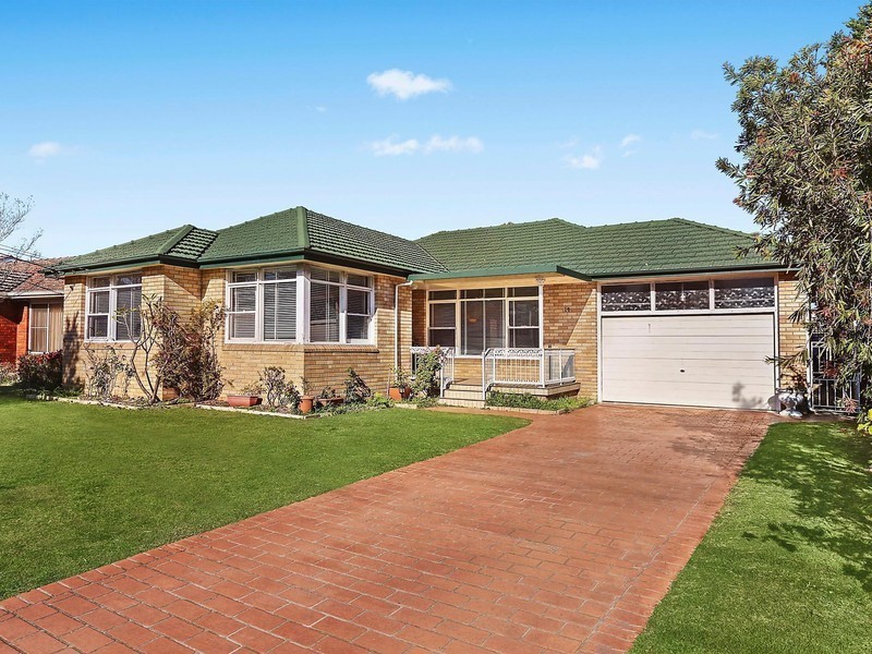 14 Nymboida Crescent, Sylvania Waters NSW 2224