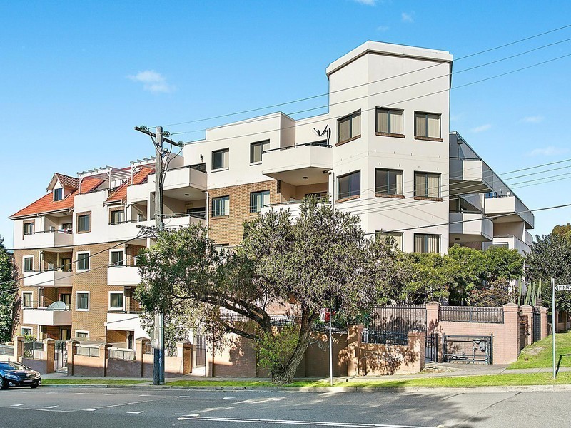 25/74 Woniora Road, Hurstville NSW 2220