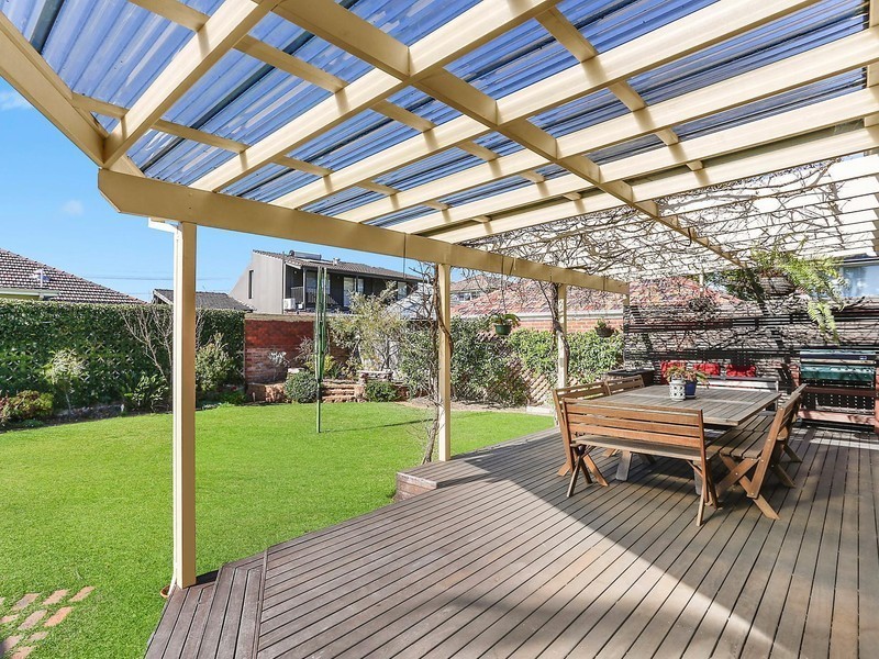 46 Stuart Street, Blakehurst NSW 2221