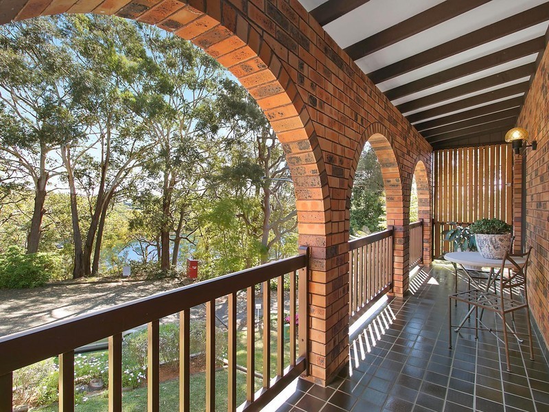 12 Tallowwood Avenue, Lugarno NSW 2210