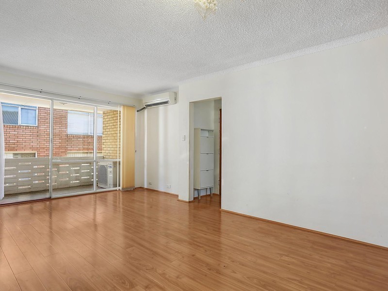 24/11 Bellevue Parade, Hurstville NSW 2220