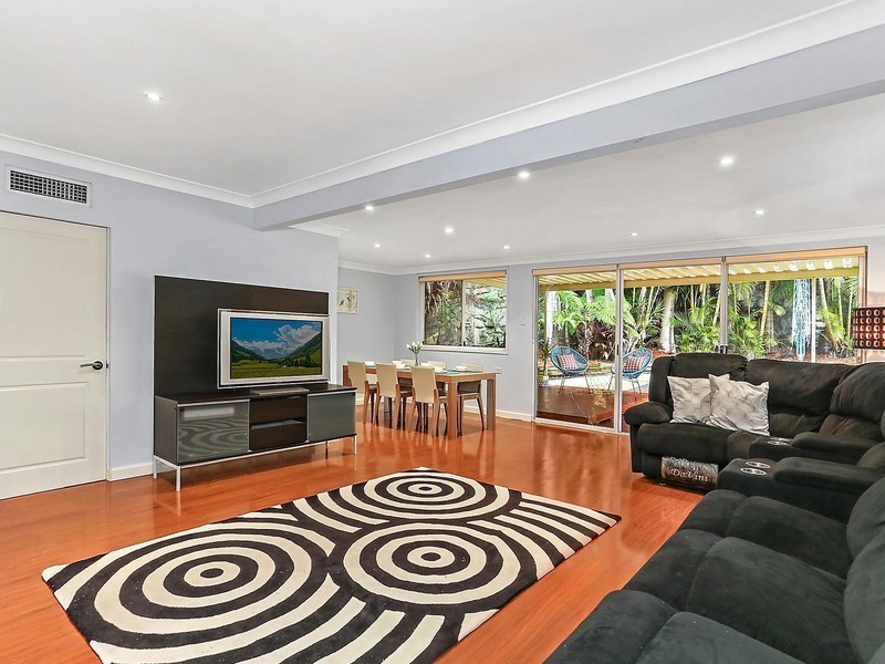 34 Ponderosa Place, Lugarno NSW 2210