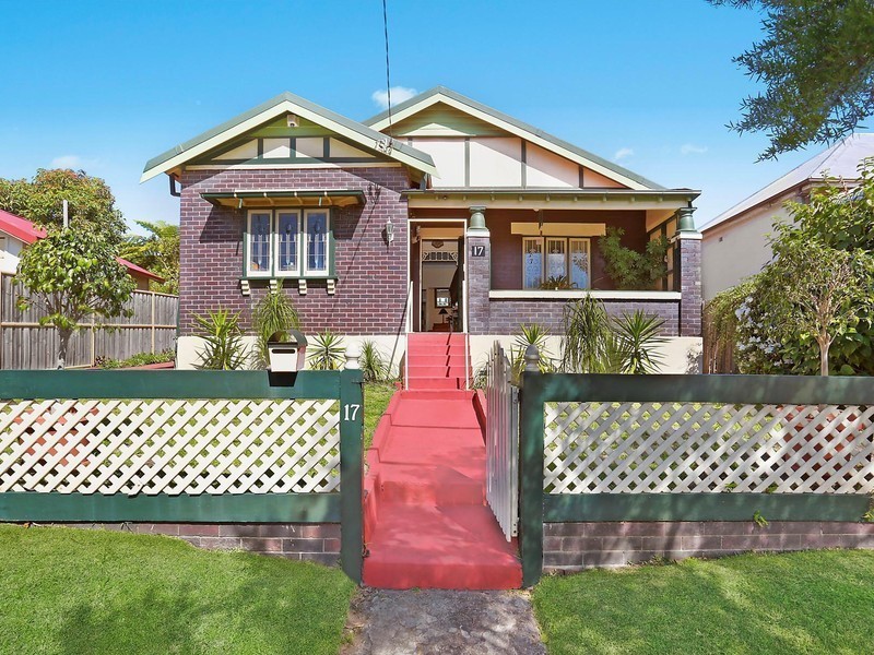 17 Banksia Avenue, Banksia NSW 2216