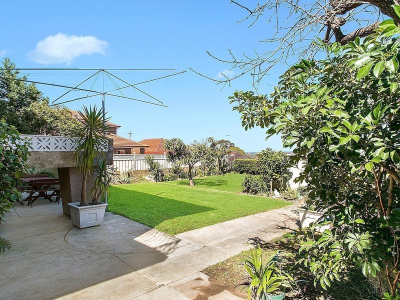 90 Forest Road, Arncliffe NSW 2205