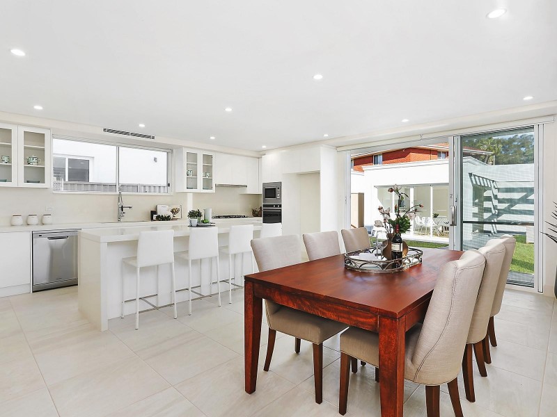 13A Henry Lawson Drive, Peakhurst NSW 2210