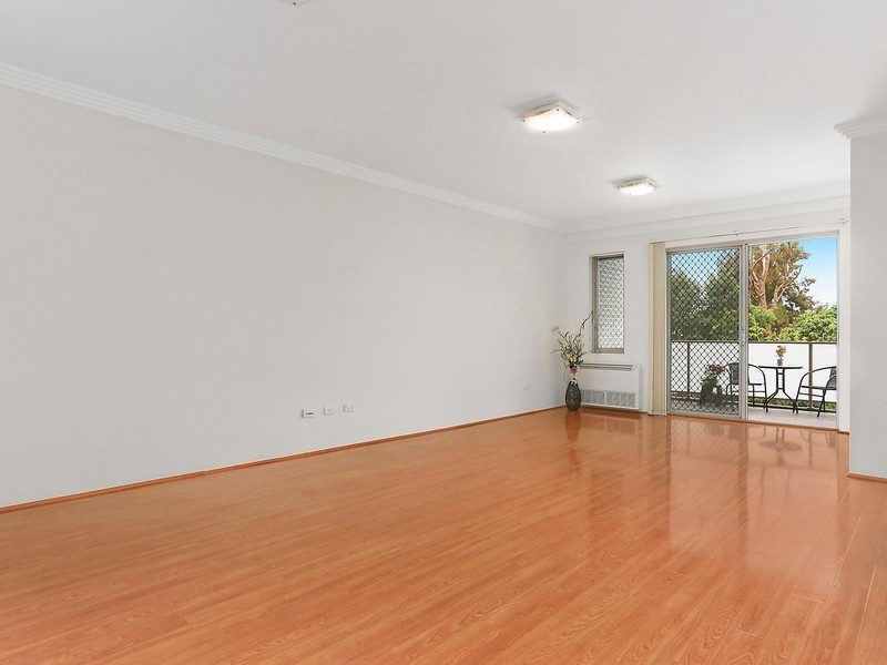 3/24 The Avenue, Hurstville NSW 2220
