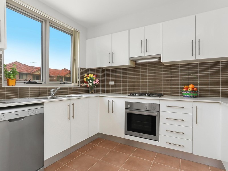 3/24 The Avenue, Hurstville NSW 2220
