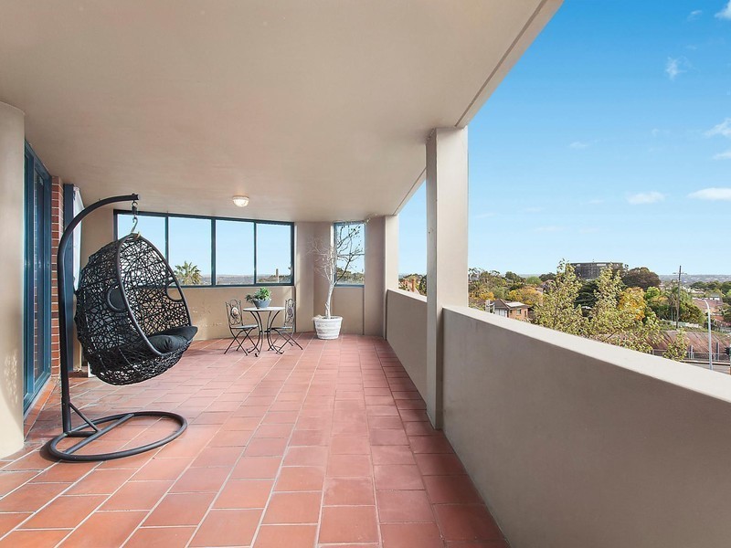 40/2 Bridge Street, Hurstville NSW 2220