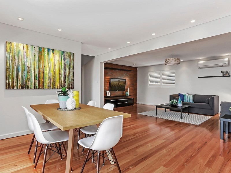 5 Cypress Drive, Lugarno NSW 2210