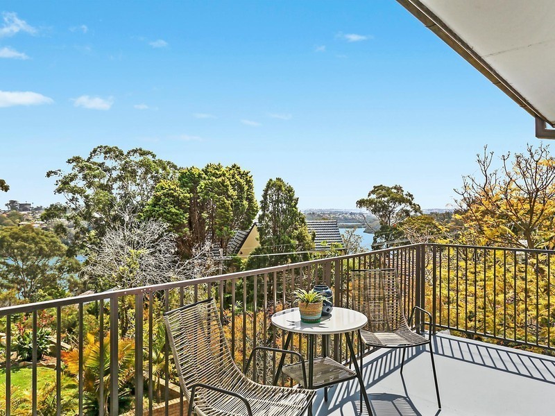 5 Cypress Drive, Lugarno NSW 2210