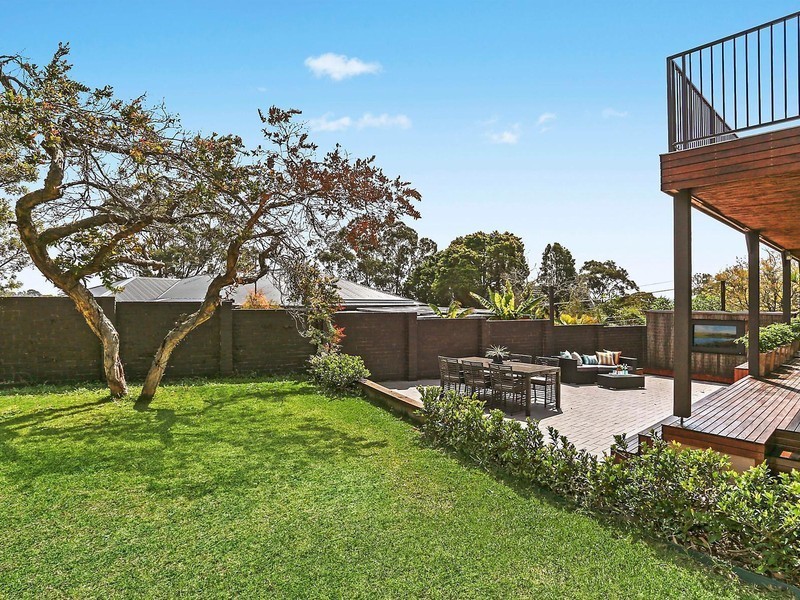 5 Cypress Drive, Lugarno NSW 2210