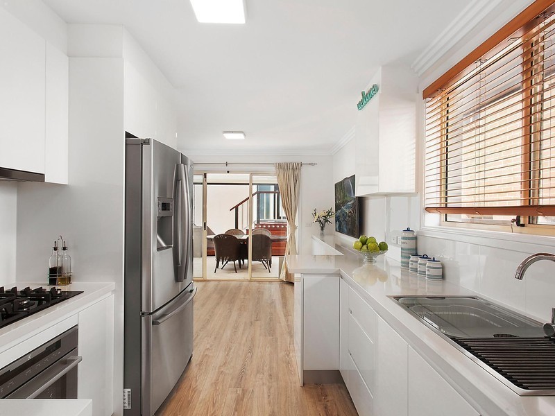 2 Plant Street, Carlton NSW 2218