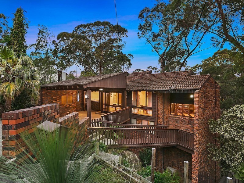 19 Oak Street, Lugarno NSW 2210