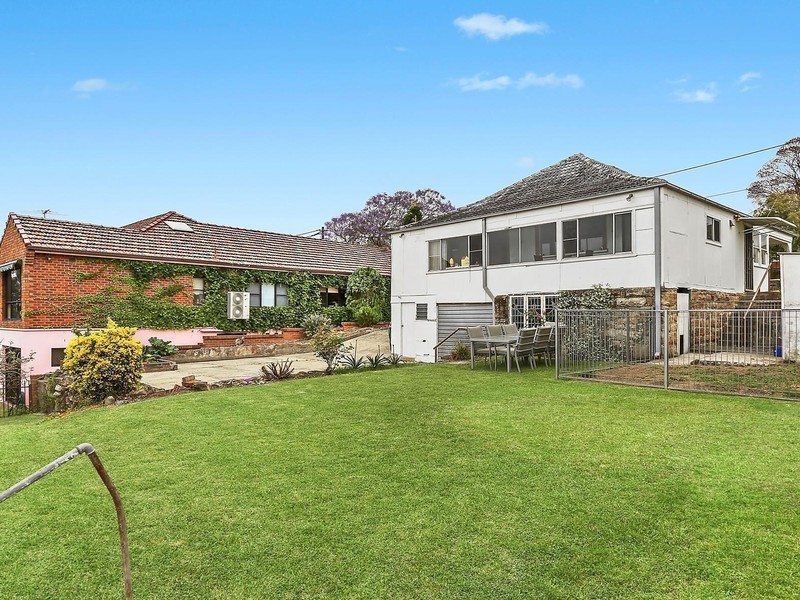 100 Rosa Street, Oatley NSW 2223