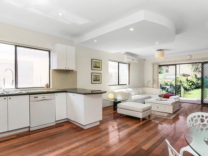 8 Bridge Street, Bexley NSW 2207