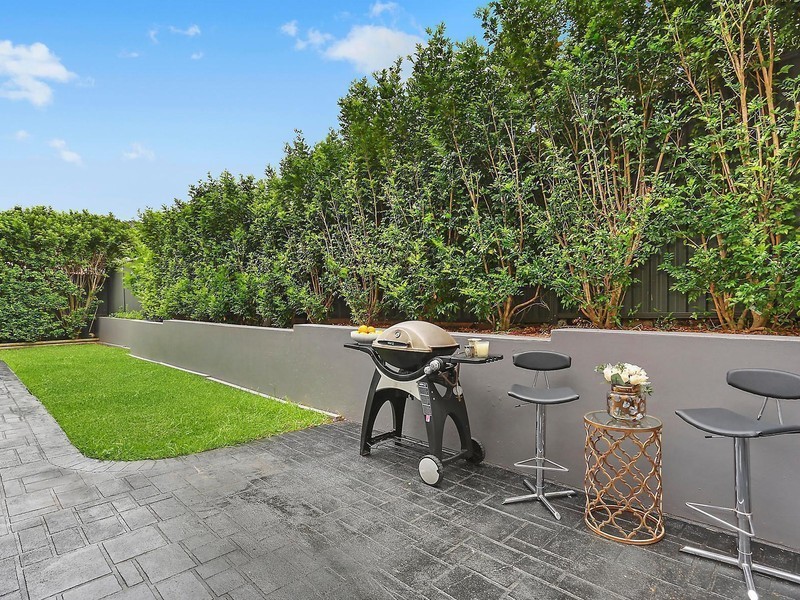 12 Cumberland Street, Carlton NSW 2218